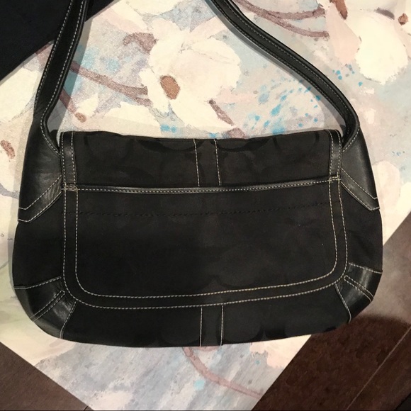 Coach purse - Picture 2 of 5